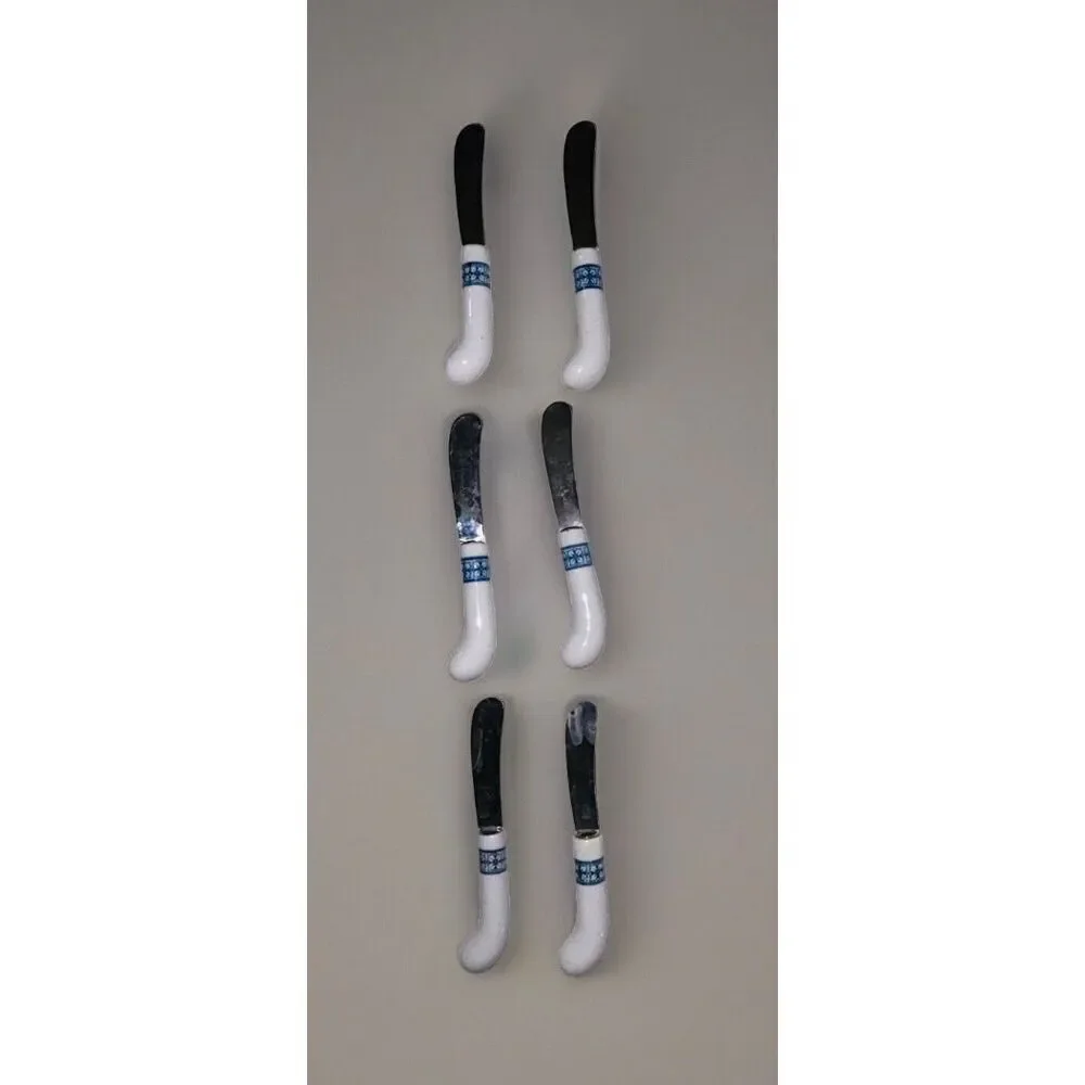 Vintage Blue and White Floral Butter/Cheese Knives Set with Matching Wood Holder